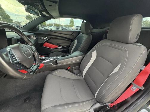2022 Chevrolet Camaro 1LT