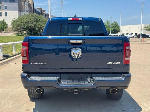 Patriot Blue Pearlcoat 2019 RAM 1500 Limited