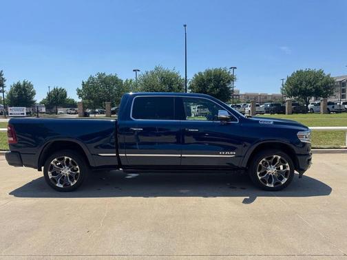 Patriot Blue Pearlcoat 2019 RAM 1500 Limited