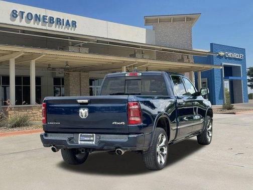 Patriot Blue Pearlcoat 2019 RAM 1500 Limited