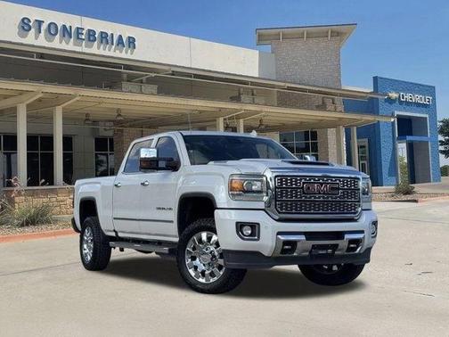 White Frost Tricoat 2019 GMC Sierra 2500 Denali