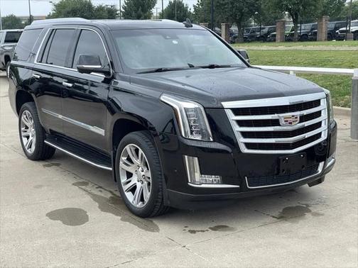 2017 Cadillac Escalade Luxury