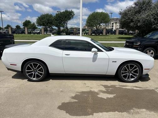 2023 Dodge Challenger R/T