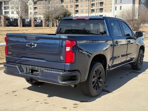 2021 Chevrolet Silverado 1500 Custom