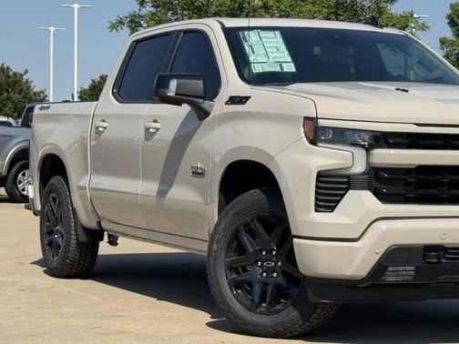 White Sands 2026 Chevrolet Silverado 1500 RST