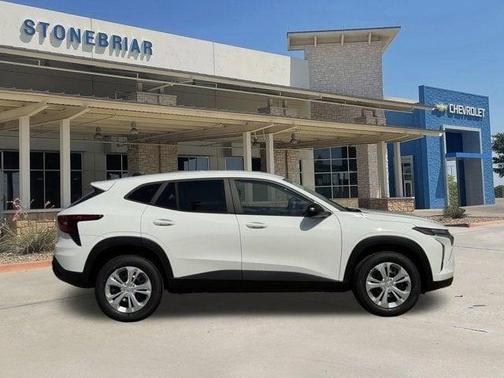 Summit White 2026 Chevrolet Trax LS