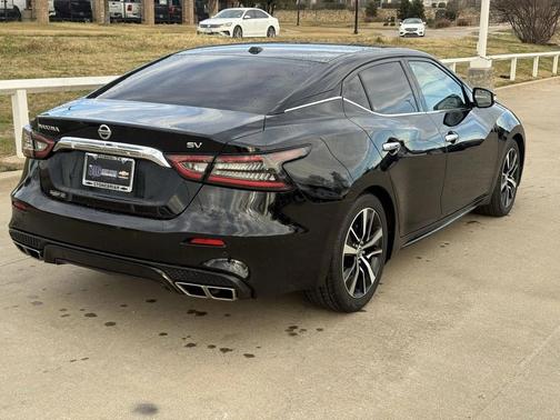 2022 Nissan Maxima SV Xtronic CVT