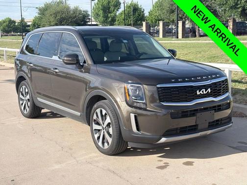 2022 Kia Telluride S