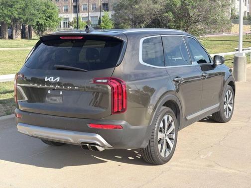 2022 Kia Telluride S