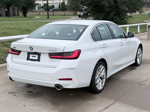 2025 BMW 330 xDrive
