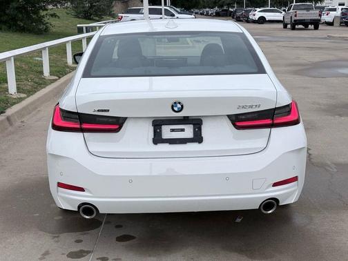 2025 BMW 330 xDrive