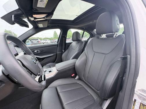 2025 BMW 330 xDrive