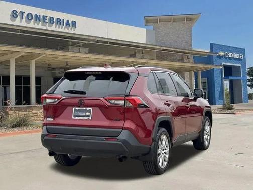 2025 Toyota RAV4 XLE Premium