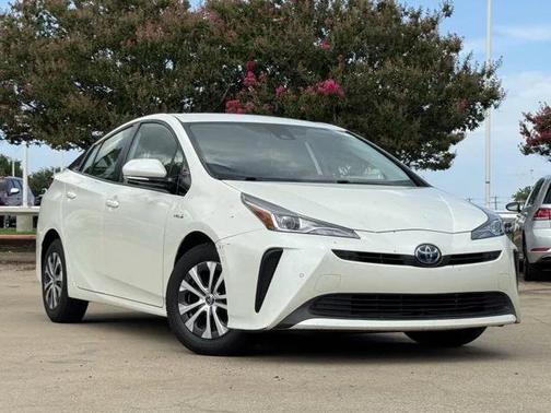 2020 Toyota Prius L
