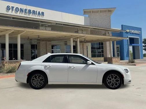2018 Chrysler 300 S