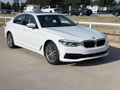 White 2019 BMW 540 540i