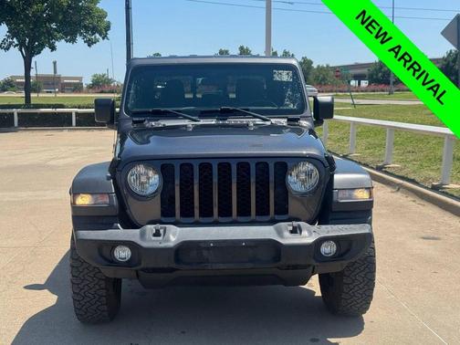 Granite Crystal Metallic Clearcoat 2022 Jeep Gladiator Sport