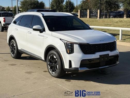 2024 Kia Sorento S