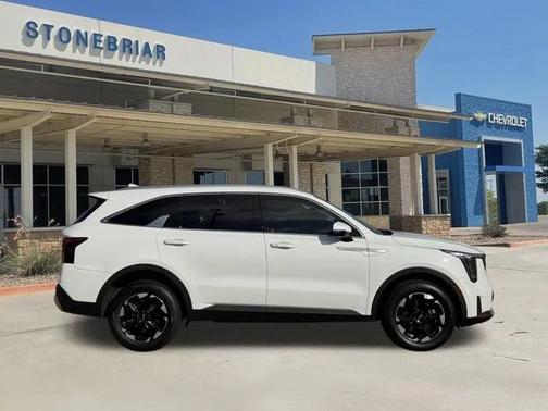 2024 Kia Sorento S
