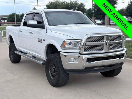 Bright White Clearcoat 2016 RAM 2500 Laramie