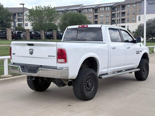 Bright White Clearcoat 2016 RAM 2500 Laramie
