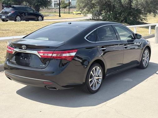 Attitude Black 2014 Toyota Avalon XLE Touring