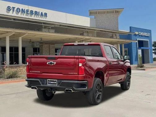 2022 Chevrolet Silverado 1500 Custom Trail Boss