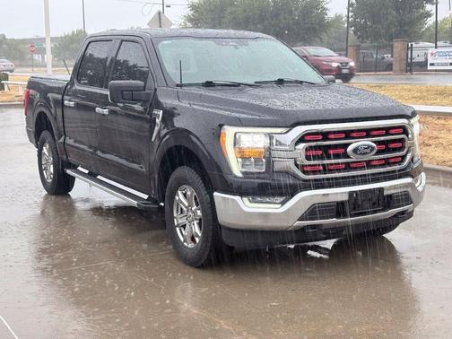 Agate Black Metallic 2023 Ford F-150 XLT