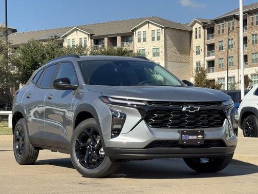 Sterling Gray Metallic 2026 Chevrolet Trax LT
