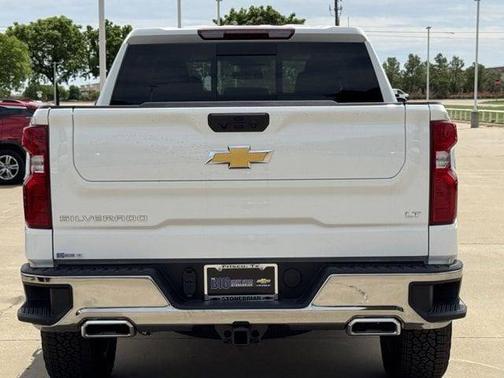 Summit White 2026 Chevrolet Silverado 1500 LT