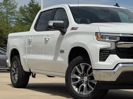Summit White 2026 Chevrolet Silverado 1500 LT