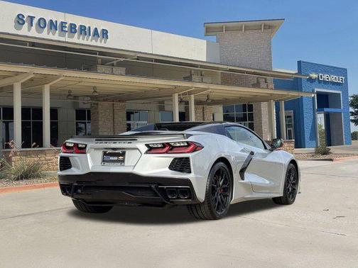 2026 Chevrolet Corvette Stingray w/2LT