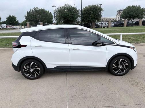 Summit White 2023 Chevrolet Bolt EV FWD 2LT
