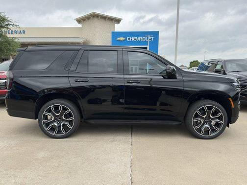 2025 Chevrolet Tahoe 4WD RST