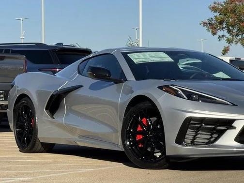 2026 Chevrolet Corvette Stingray w/2LT