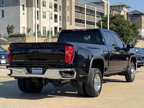 2025 Chevrolet Silverado 3500 LT