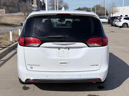 2018 Chrysler Pacifica Limited