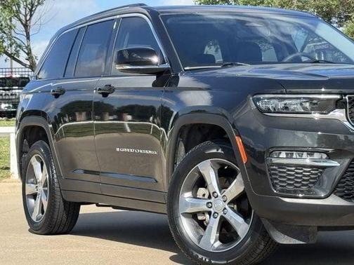 Rocky Mountain Pearlcoat 2024 Jeep Grand Cherokee Limited