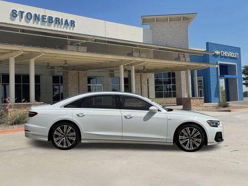 Glacier White Metallic 2023 Audi A8 L 55 TFSI quattro Tiptronic