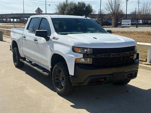 2022 Chevrolet Silverado 1500 Custom Trail Boss