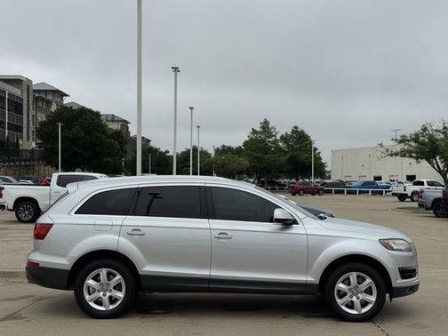 Ice Silver Metallic 2013 Audi Q7 3.0T Premium Plus