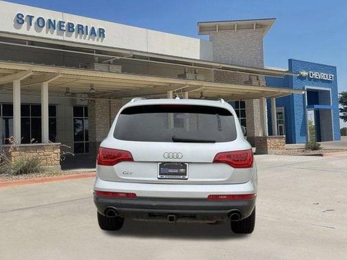 Ice Silver Metallic 2013 Audi Q7 3.0T Premium Plus