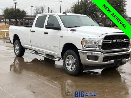 2020 RAM 2500 Tradesman Crew Cab 4X4 8' Box