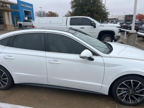 2020 Hyundai SONATA Limited