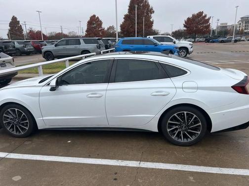 2020 Hyundai SONATA Limited