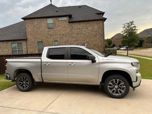 Silver Ice Metallic 2019 Chevrolet Silverado 1500 RST