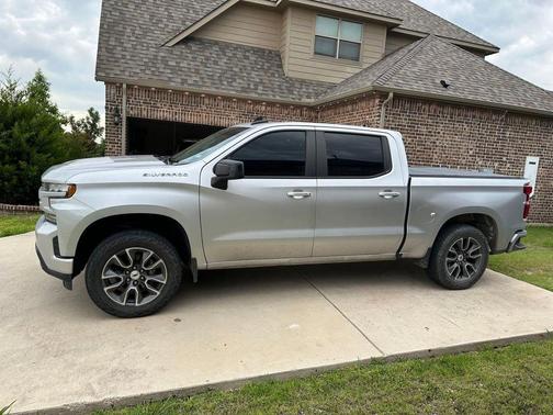 Silver Ice Metallic 2019 Chevrolet Silverado 1500 RST