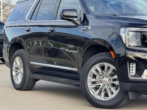 2023 GMC Yukon SLT