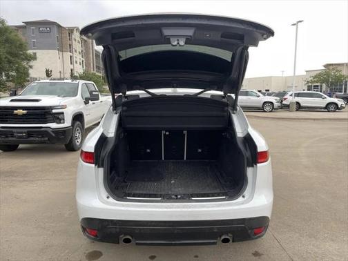 2019 Jaguar F-PACE 25t Prestige