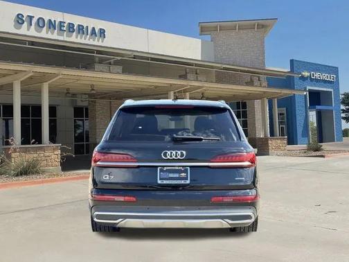 2022 Audi Q7 55 Premium Plus